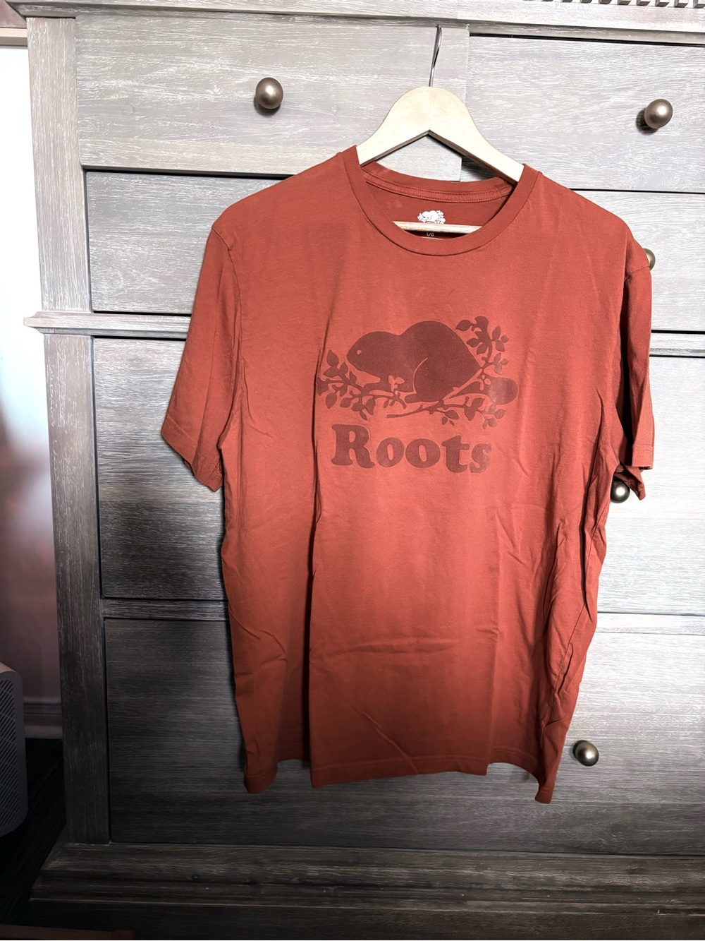 Roots Men’s Rust Red Graphic Crew Tee